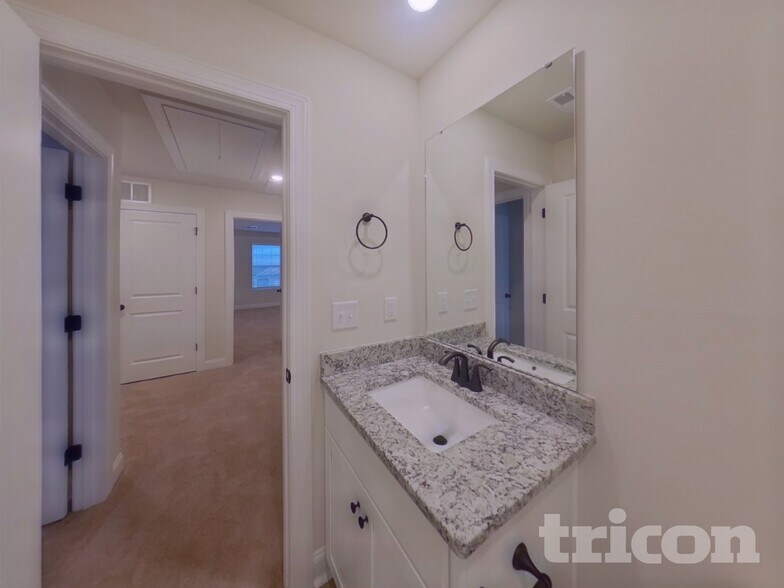 Building Photo - 7323 Jerimoth Dr