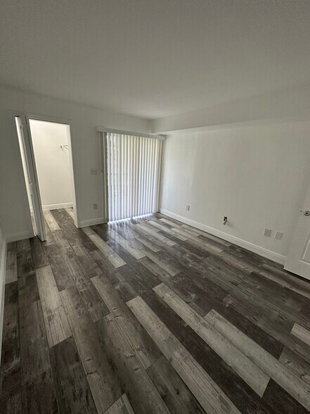 Building Photo - 2341 NW 33rd St