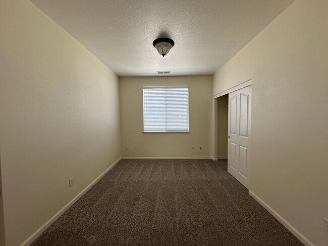 Building Photo - Curti Ranch House
