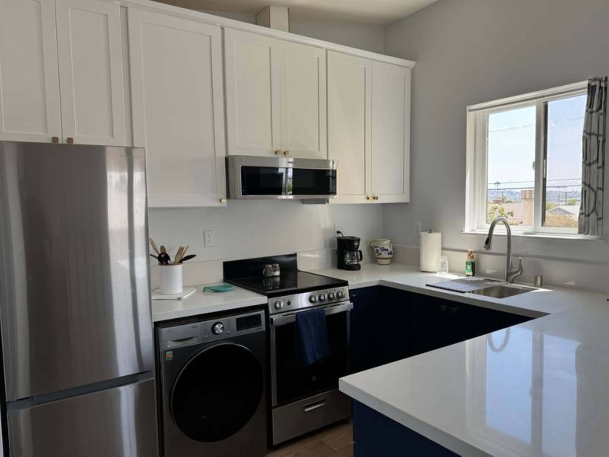 Kitchen - 7900 El Manor Ave