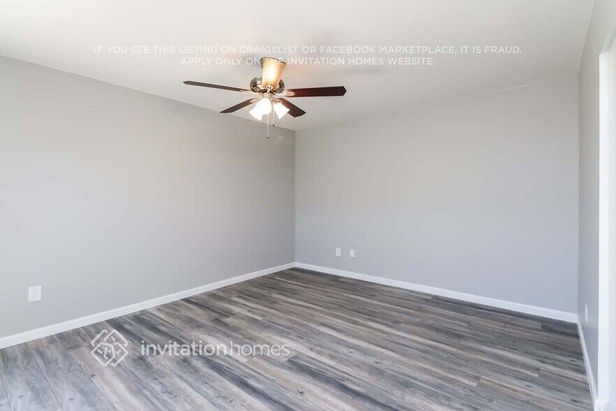 Building Photo - 1128 E Marny Rd