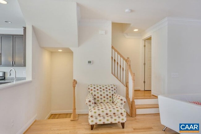 Building Photo - 980 Belvedere Way