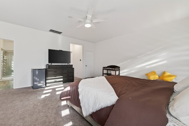 Building Photo - 5724 Texas Sage Dr