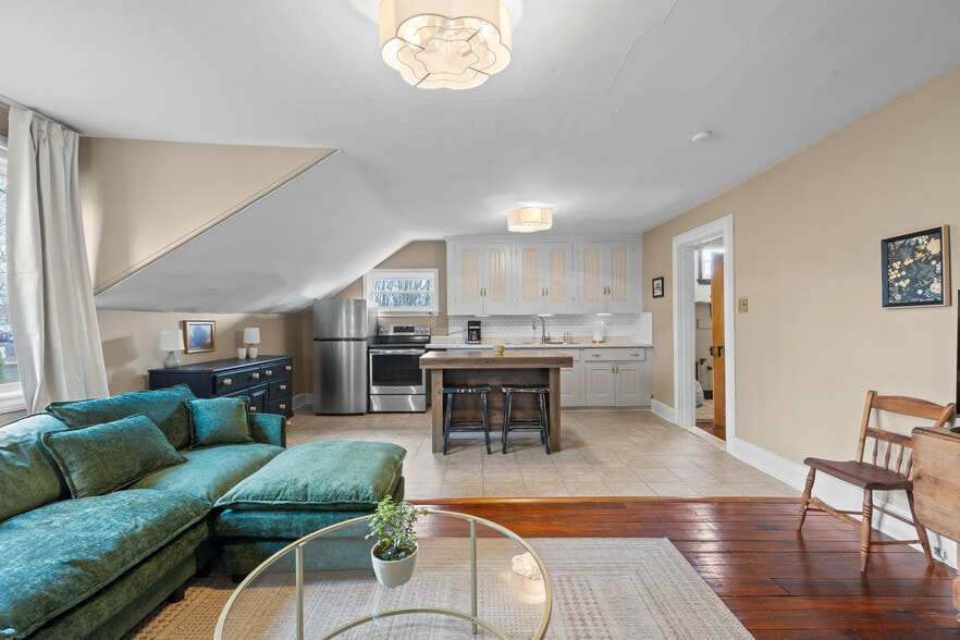 Building Photo - 7 Old Philadelphia Pike