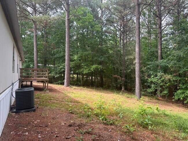 Building Photo - 153 Baywood Trail