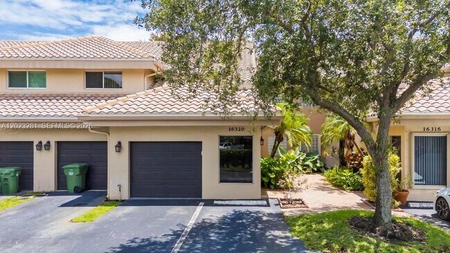 Building Photo - 16320 Malibu Dr