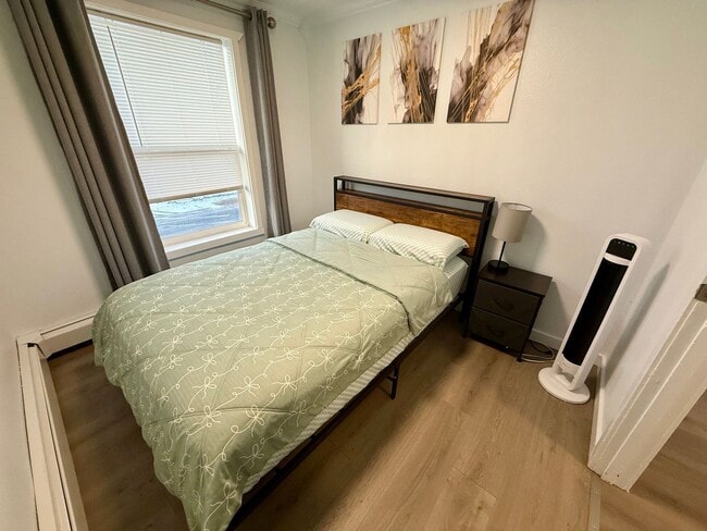 Building Photo - Eighth Ave - 760