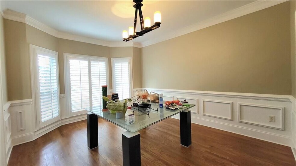 Building Photo - 2945 Millwater Crossing NE
