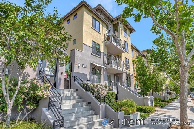 Building Photo - 2 br, 2 bath Condo - 800 North 8th Street,...