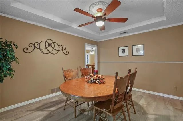 Building Photo - 2403 Blue Cypress Dr