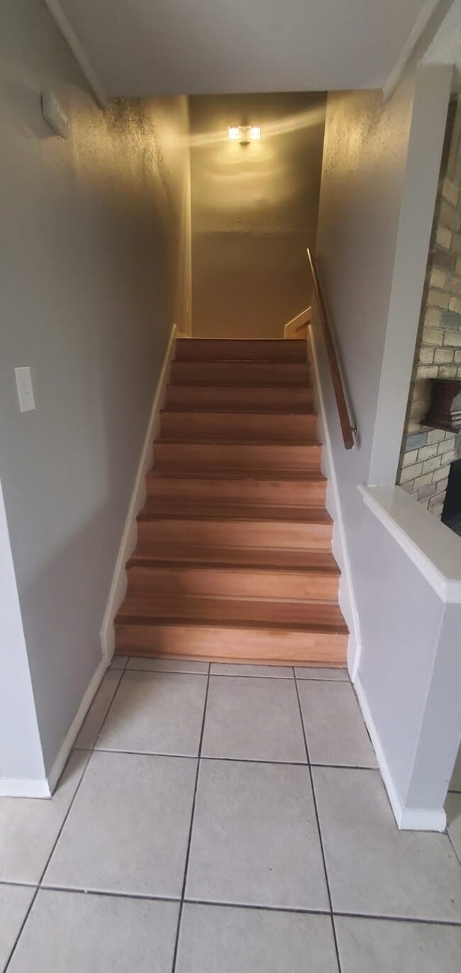 Building Photo - 11315 Lands End Cir