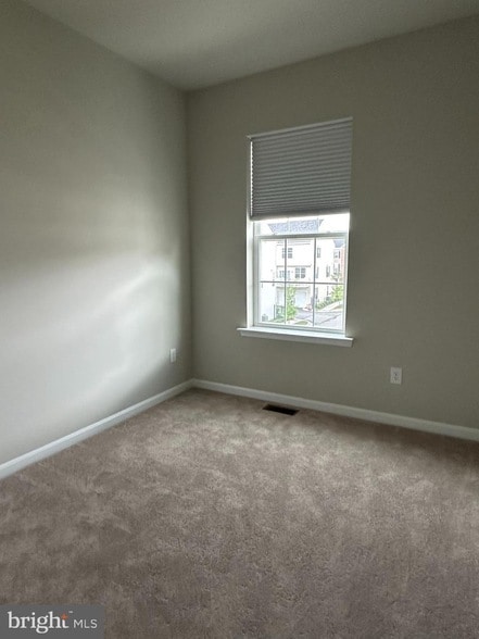 Building Photo - 707 McComb Pl