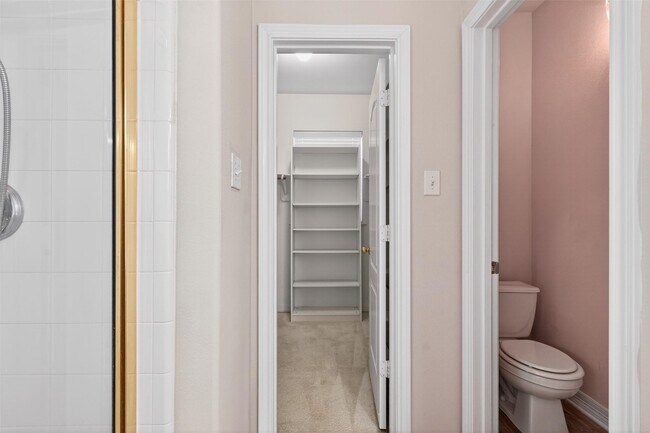 Building Photo - 13835 Bentpath Dr