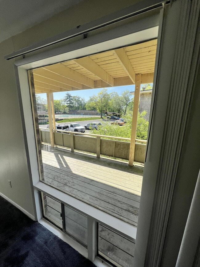 Building Photo - 7208 Donnell Pl