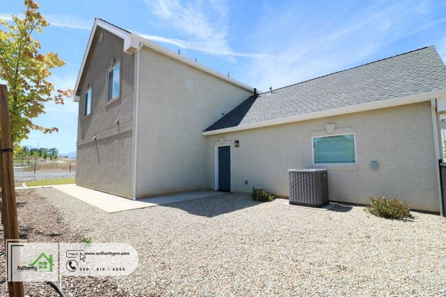 Building Photo - 6677 Bandito Dr