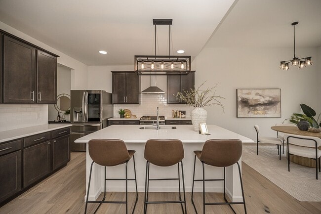 Building Photo - 223 Randlin Dr