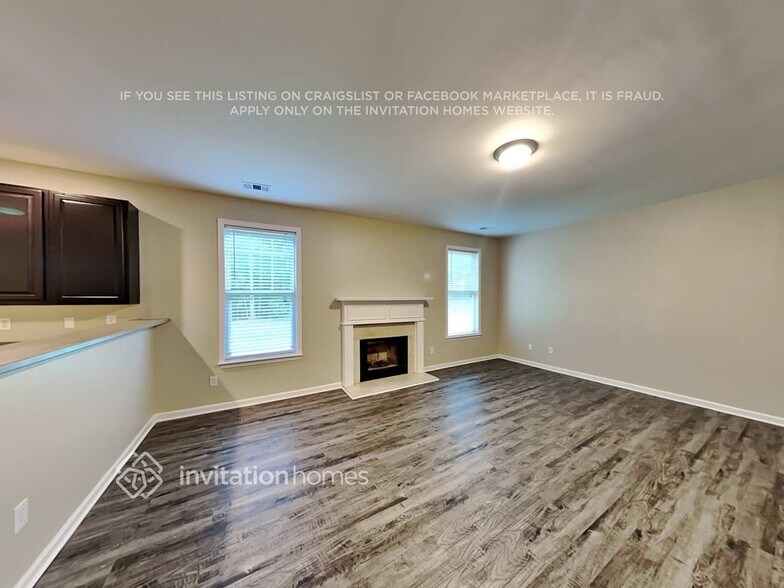 Building Photo - 4400 Savannah Dr