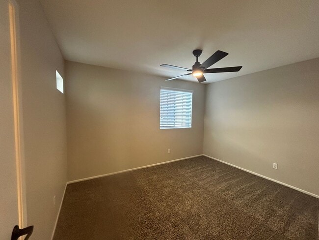 Building Photo - Remodeled Home for Rent in Corona – Sunroo...