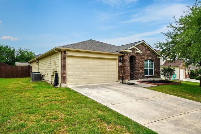 Building Photo - Charming 3-Bedroom Home in Schertz - Great...