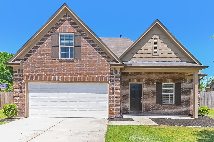 Primary Photo - 9840 White Poplar Dr