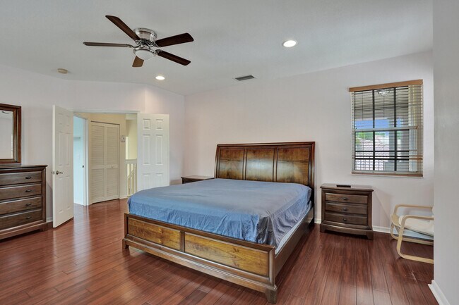 Building Photo - 5897 NW 120th Terrace