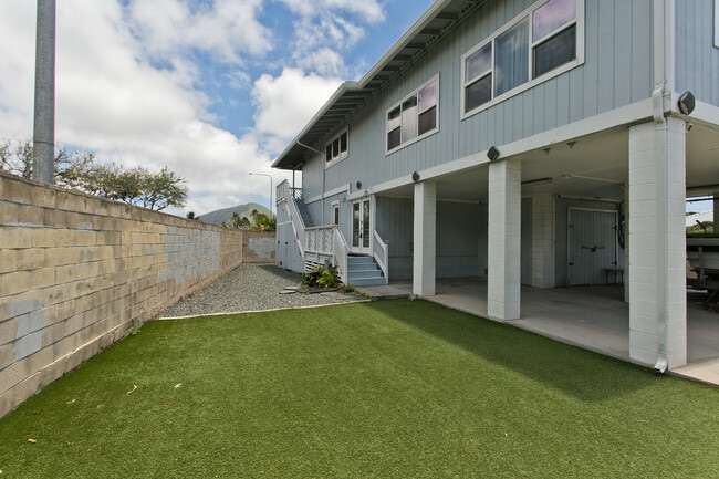 Building Photo - 6153 Kalaniana?ole Hwy