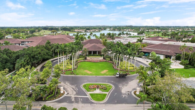 Building Photo - 27 Via Del Corso