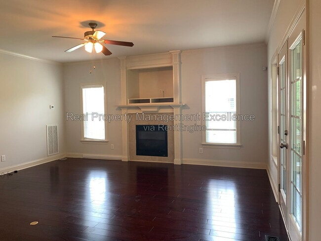 Building Photo - 1005 Hadley Meadows Dr