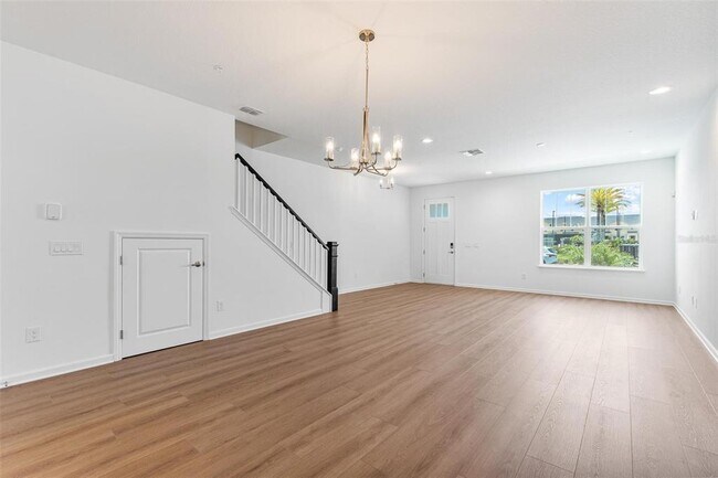 Building Photo - 1659 EAGLEHURST Ln