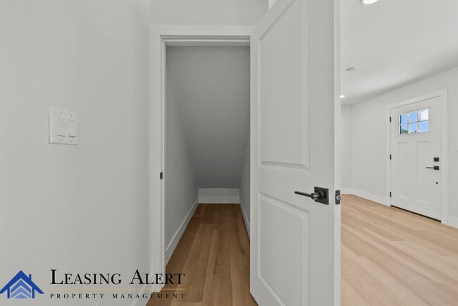 Building Photo - 16448 Lassen St