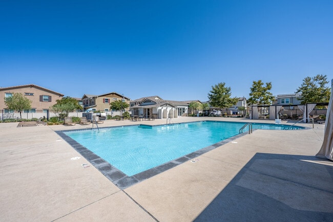 Building Photo - 17106 Zion Dr