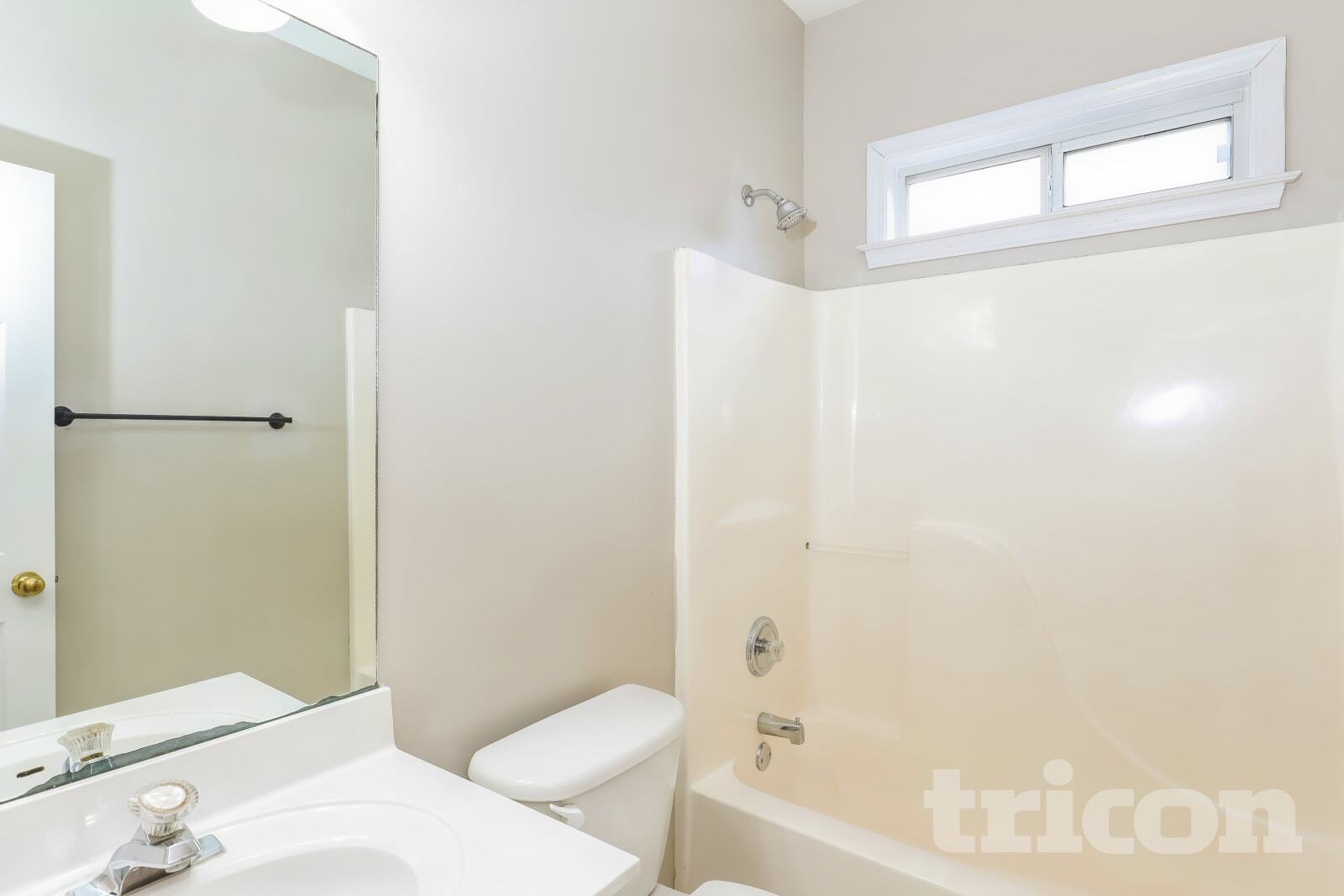 Building Photo - 115 Victor Ln