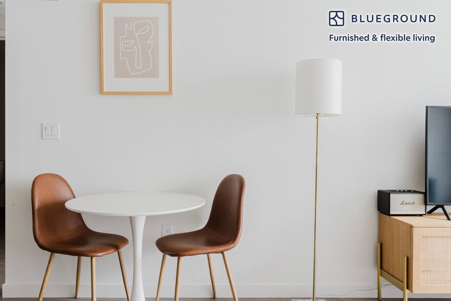 Building Photo - 3301 Innovation Wy