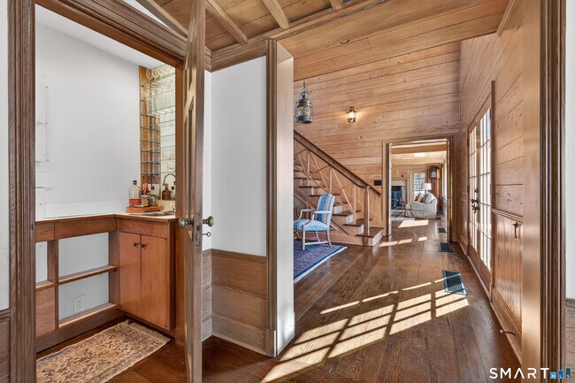 Building Photo - 39 Vineyard Pl