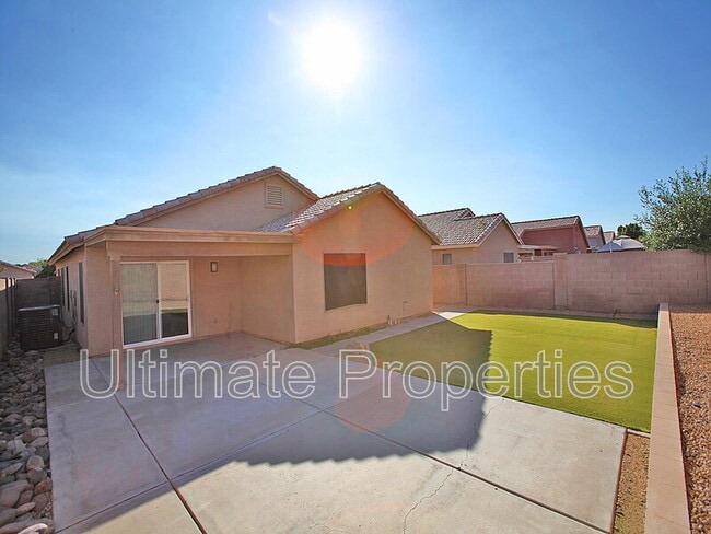 Building Photo - 8644 W Mauro Ln