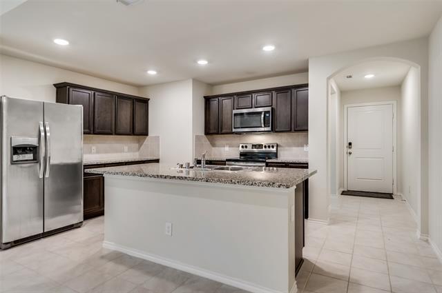 Building Photo - 1302 Meadow Creek Dr