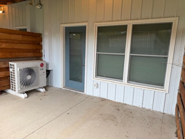 Building Photo - 2044 Solstice Ln