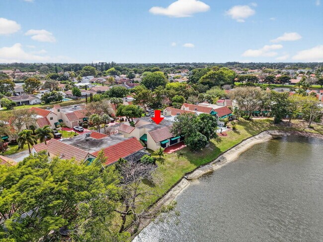 Building Photo - 6545 Las Flores Dr
