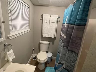 Building Photo - 313 Texas Ave