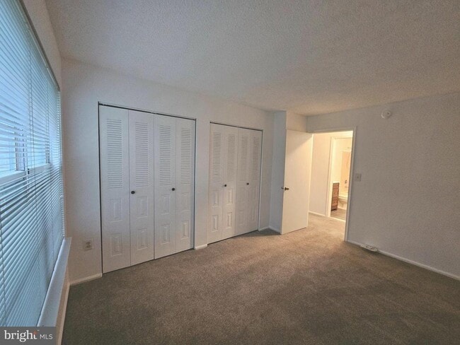 Building Photo - 48 Juniper Way