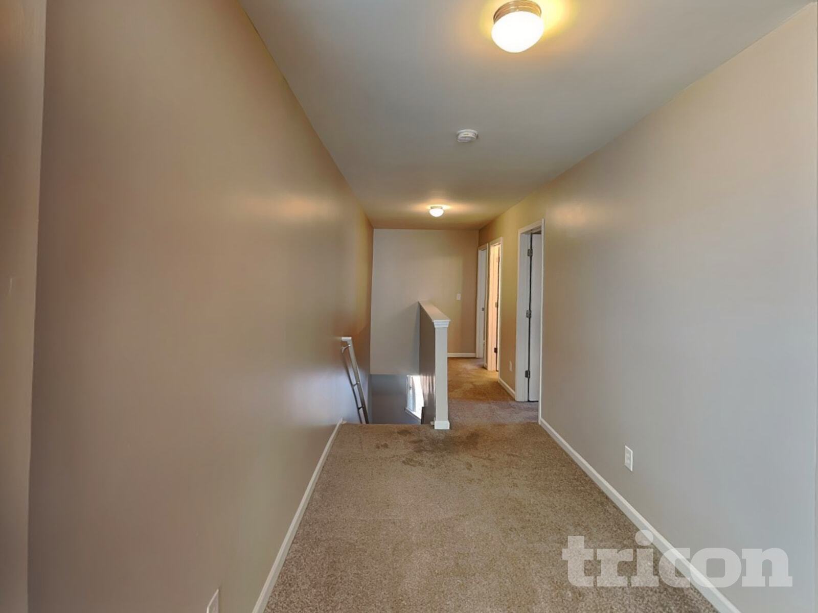 Building Photo - 10040 Portaferry Dr