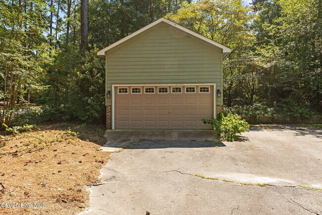 Building Photo - 225 Mitchell Rd