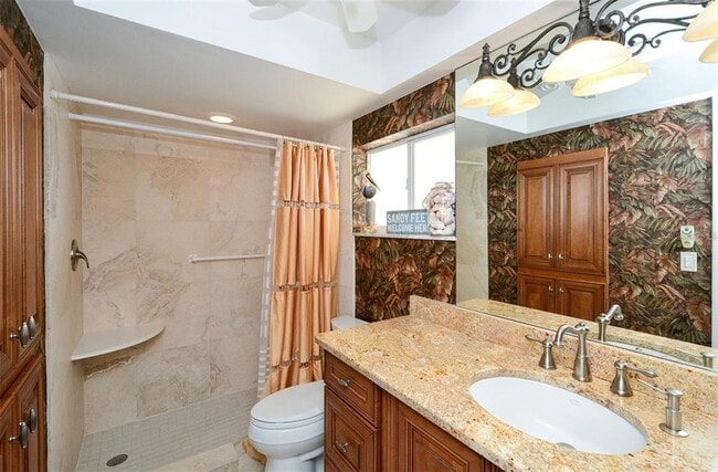 Building Photo - 3804 Gulf of Mexico Dr