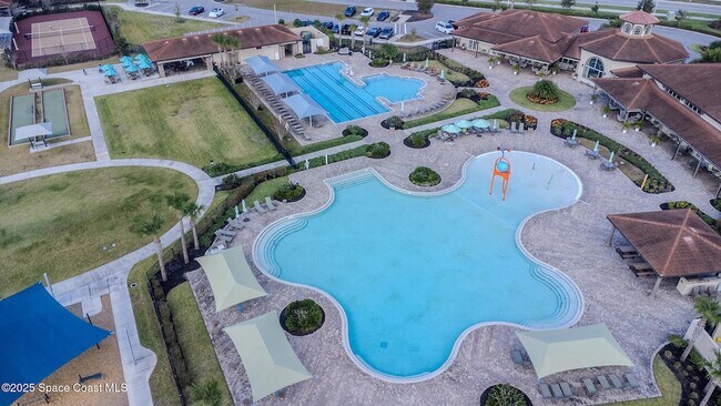 Building Photo - 7935 Wyndham Dr