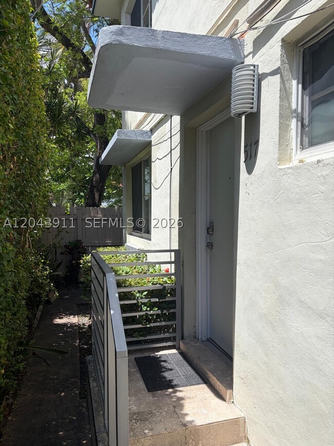 Building Photo - 503 75th St