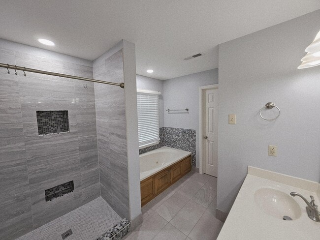 Building Photo - 208 E Bend Ct