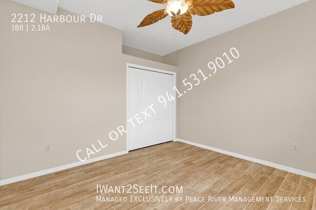 Building Photo - 2212 Harbour Dr