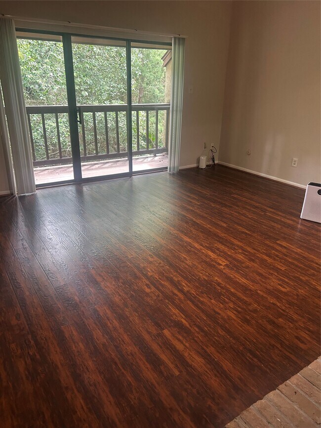 Building Photo - 11711 Memorial Dr