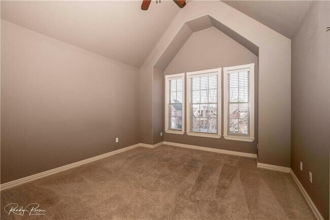 Building Photo - 6502 Hearth Stone Dr