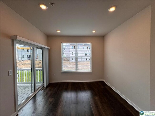 Building Photo - 4934 Brookside Ct